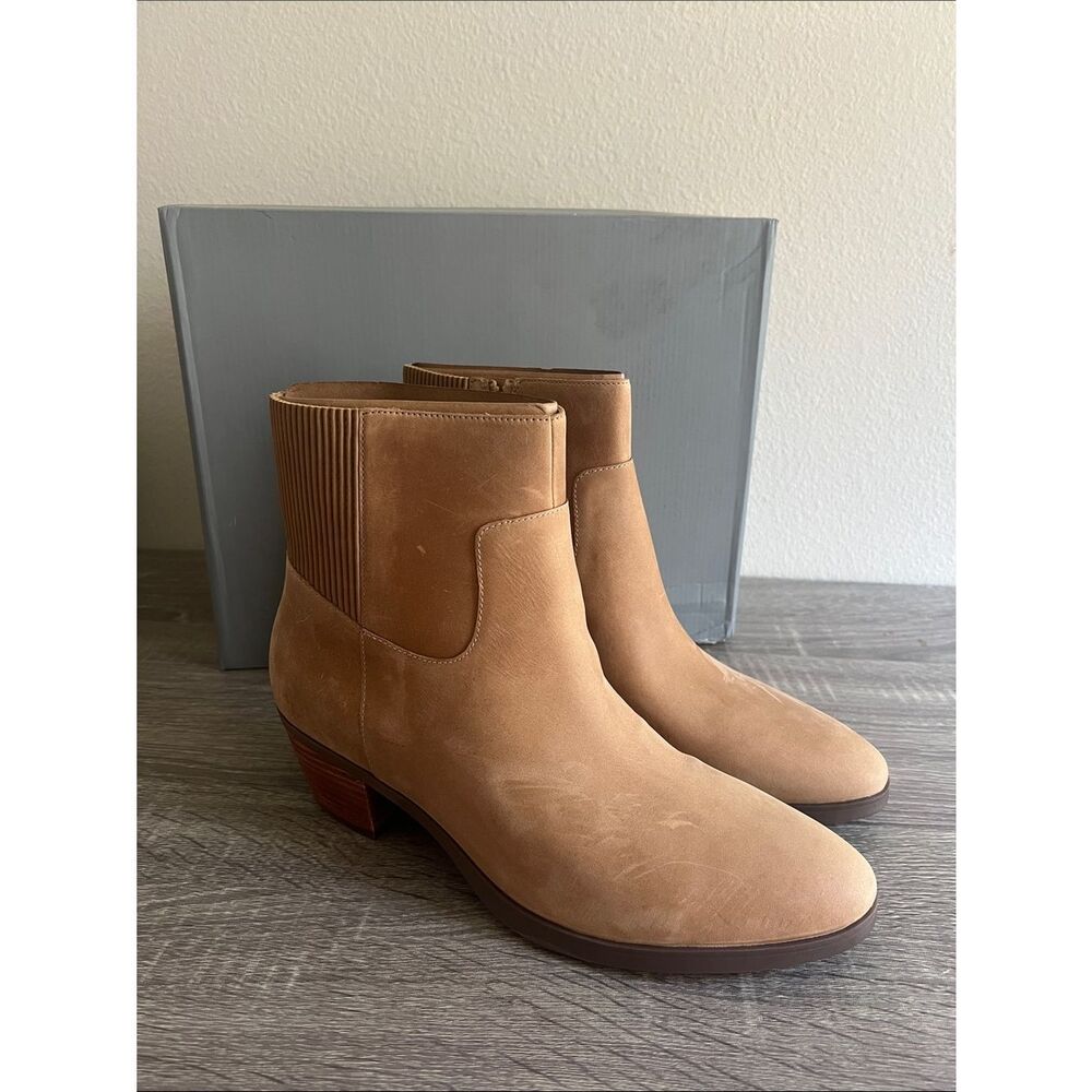 Vionic Shantelle Ankle Boots Women’s 11 Wheat Nubuck Leather Comfort Booties